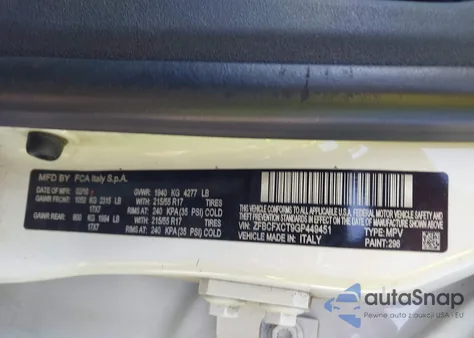 2016 Fiat 500X Trekking z USA, uszkodzony, nr VIN ZFBCFXCT9GP449451